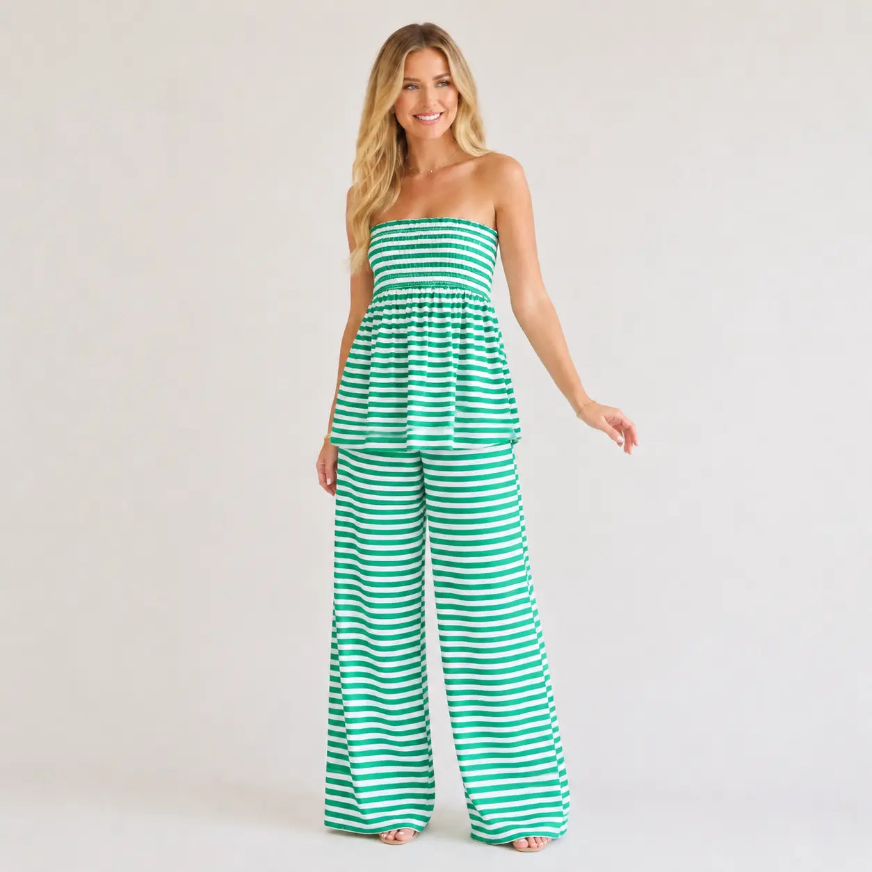 Women'S PJ 2-Piece Loungewear Set - Lightweight, Breathable Fabric Ruffle Shirred Strapless Tube Top & Loose High-Waist Wide-Leg Pants, Elastic, Basic, Matching Semi-Sheer Striped Babydoll Cut for Summer Casual, Beach Fit