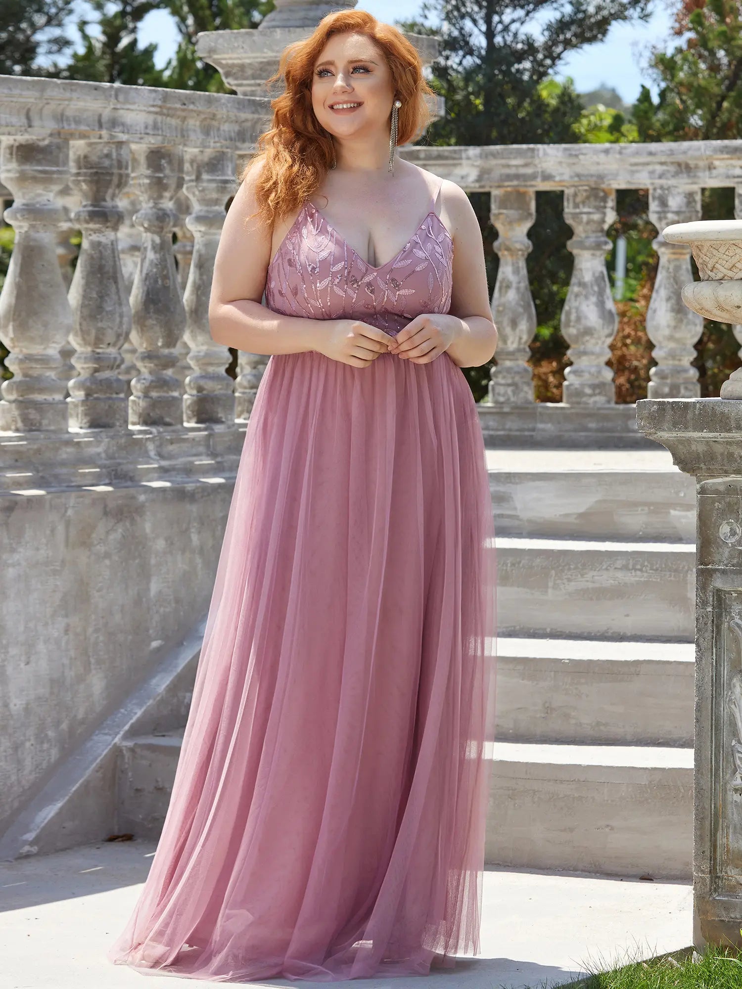 Ever-Pretty Flash Sale Soft Spaghetti Straps V-Neck Embroidery Evening Dress in Chiffon Fabric for Women'S Formal Wear with Beaded Belt and Concealed Zipper 50090