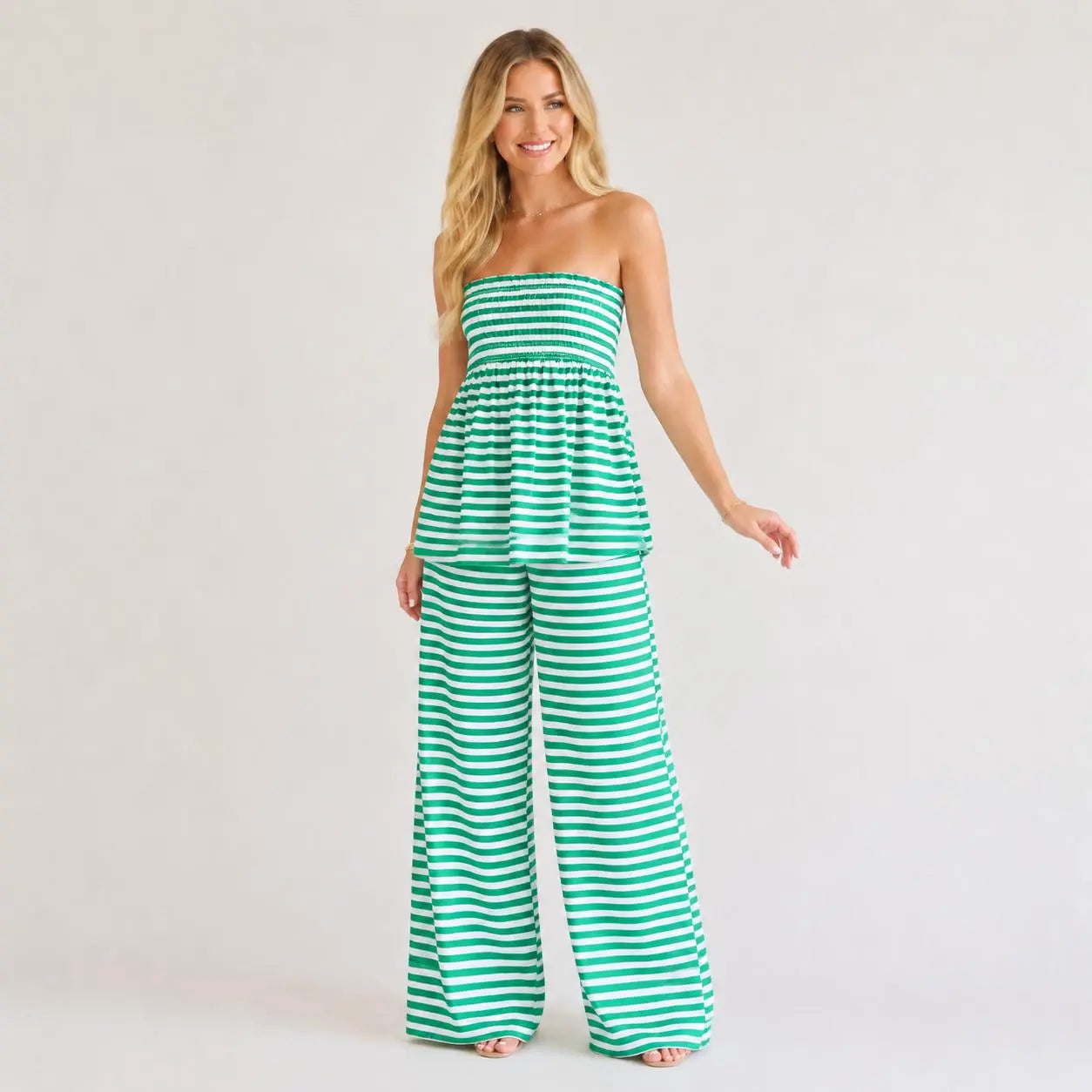 Women'S PJ 2-Piece Loungewear Set - Lightweight, Breathable Fabric Ruffle Shirred Strapless Tube Top & Loose High-Waist Wide-Leg Pants, Elastic, Basic, Matching Semi-Sheer Striped Babydoll Cut for Summer Casual, Beach Fit